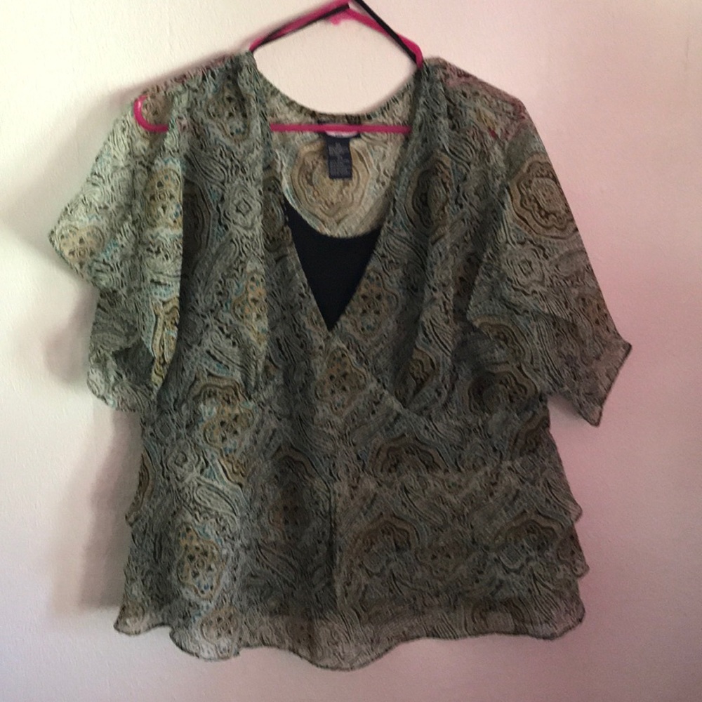Zoe Beth Ruffle Top- flutter sleeve